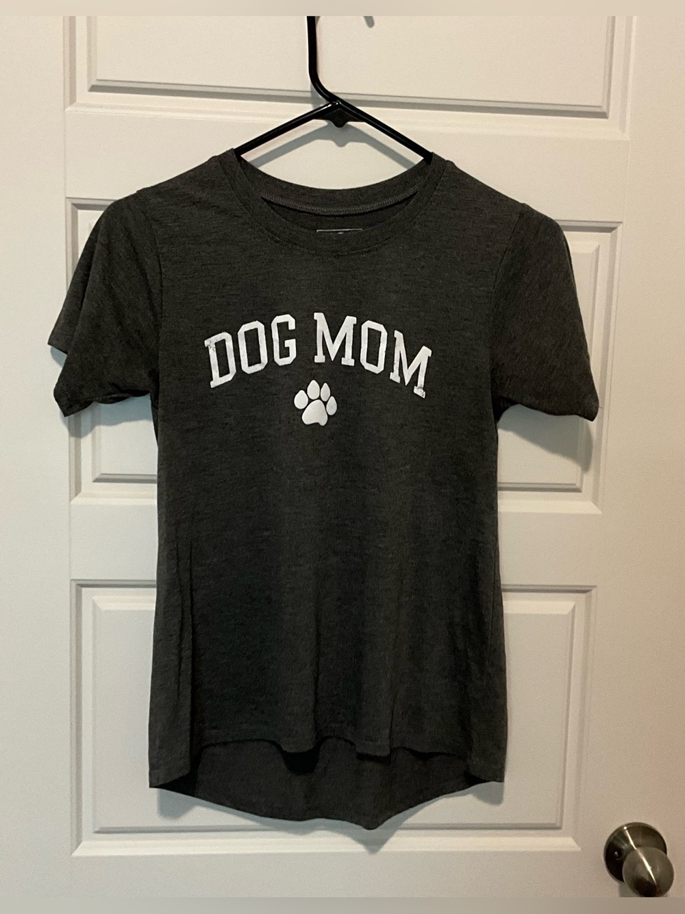 Dog Mom Graphic Tee - XS